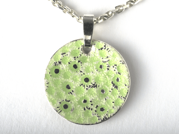 katrin_koehler_emailleschmuck_anhaenger_eisblume_konkav_0942