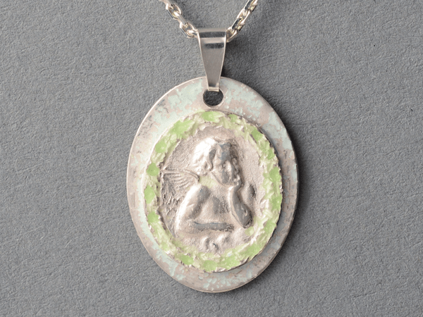 katrin_koehler_emailleschmuck_anhaenger_schutzengel_6414