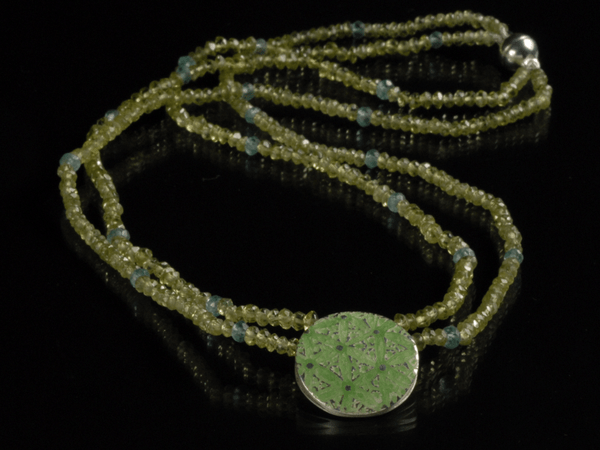 katrin_koehler_emailleschmuck_kette_peridot_apatit_1224