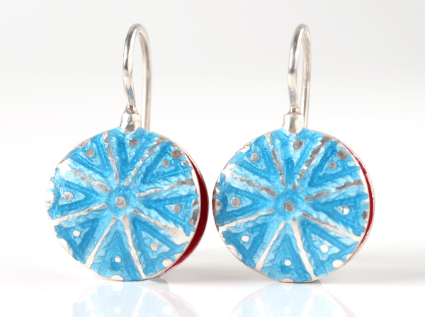 katrin_koehler_emailleschmuck_ohrring_muschel_alraune_6166