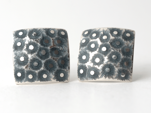 katrin_koehler_emailleschmuck_ohrring_stecker_eisblume_eckig_4249