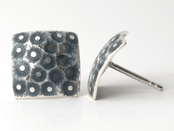 katrin_koehler_emailleschmuck_ohrring_stecker_eisblume_eckig_4250