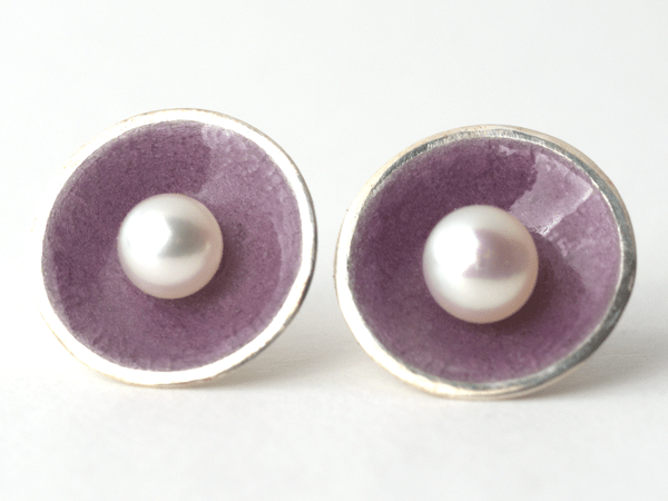 katrin_koehler_emailleschmuck_ohrring_stecker_schale_perle_4318