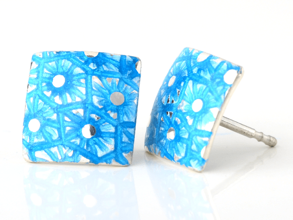 katrin_koehler_emailleschmuck_ohrring_stecker_seeigel_eckig_6604