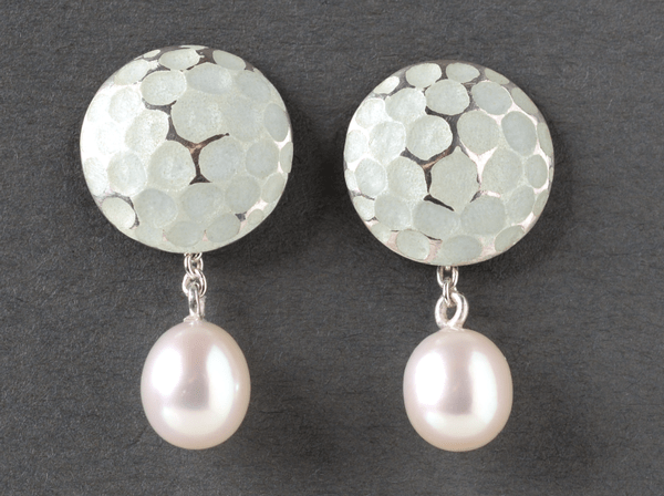 katrin_koehler_emailleschmuck_ohrring_stecker_sterne_rund_tropfenperle_6174