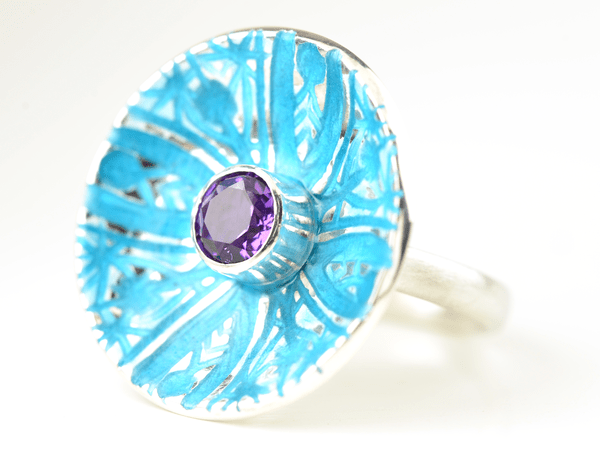 katrin_koehler_emailleschmuck_ring_patella_kuba_amethyst.1443_b