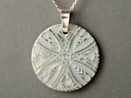 katrin_koehler_emailleschmuck_anhaenger_kuba_6420