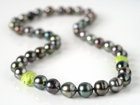 katrin_koehler_emailleschmuck_kette_tahitiperlen_rund6